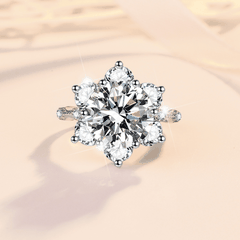 Floral Star Halo Ring | Nhẫn Moissanite 2 Carat Round Cut | Sterling Silver 925 | Kèm Giấy Kiểm Định GRA