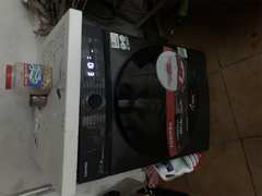 Máy giặt Toshiba Inverter 9.5 kg TW-T21BU105UWV(MG)