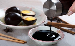 HẮC XÌ DẦU AMOY 250ML - 500ML (TÍM) - AMOY GOLD LABEL DARK SOY SAUCE