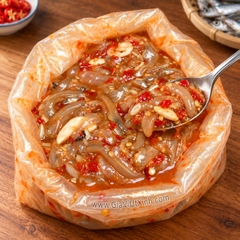 MẮM CÁ CƠM CHUA 1KG – MẮM CÁ CƠM NGUYÊN CON TRỘN ỚT TỎI