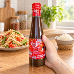 MẮM THÁI TRỘN GỎI SOMTAM HIỆU CÔ GÁI PIMRYPIE 400ML – SỐT GỎI ĐU ĐỦ SOM TUM CHUẨN VỊ