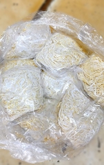 MÌ VẮT TƯƠI SỢI NHỎ 400G (10 VẮT) – HƯƠNG VỊ HOA TRUYỀN THỐNG