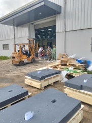 Bàn đá granite lắp máy CNC – Giải pháp nền tảng cho độ chính xác cao