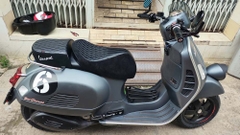 Yên Đôi Vespa Cao Cấp – Màu Đen, Phối Da Lộn _ VESPA-V12-BLACK