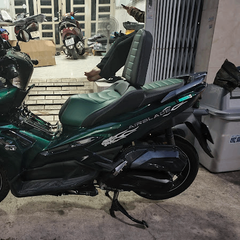 Yên xe tựa bật Airblade kiểu dáng mới đẳng cấp_ AB-TL03-GREEN