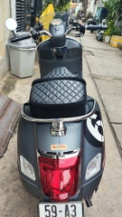 Yên Đôi Vespa Cao Cấp – Màu Đen, Phối Da Lộn _ VESPA-V12-BLACK