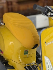 Yên 2 Tầng Vespa Cao Cấp _ Màu vàng _ VESPA-V13-YELLOW