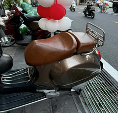 Yên Đôi Vespa Cao Cấp – Da Bò Thật _ VESPA-VB01-BROWN