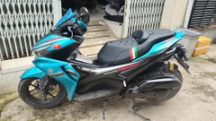 Yên Xe Kiểu Xe NVXV1 V2 V3 Thể Thao - Đen Cờ Ý _ NVX-G06-BLACK