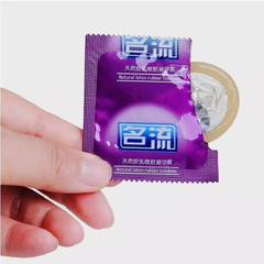 Bao Cao Su Siêu Mỏng 002 Hộp 10 Cái (Cao Su Thiên Nhiên Trong Suốt, Ôm Sát Vừa Vặn)