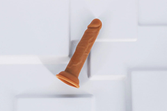 Dương Vật Giả Size Nhỏ Có Đế 2.4cm Siêu Mềm