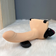 Cu Giả Dây Đeo Rỗng Ruột Có Rung Điều Khiển Từ Xa