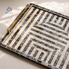 Khay Khảm Trai Thủ Công Việt Nam 35x35cm – Điểm Nhấn Sang Trọng Cho Không Gian Sống