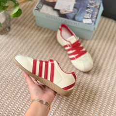 giày thể thao mã 8000 (QC)