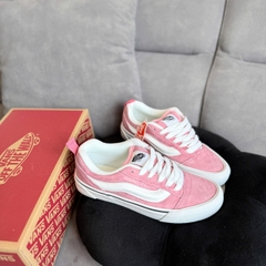 vans knu hồng