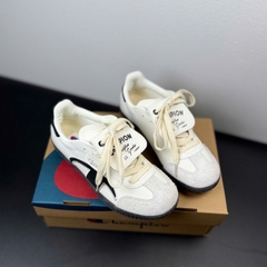 champion trắng đen