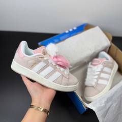 campus trắng hồng