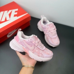 nike v2k hồng baby