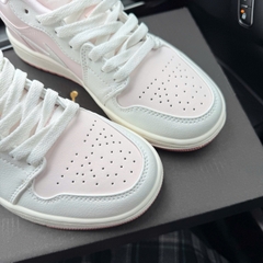 jd1 trắng hồng nhạt thấp SC