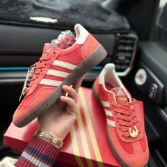 spezial ngựa đỏ