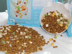 Thức ăn hạt cho mèo Duolight Cat Pure 1kg
