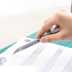 E2034_Dao rọc giấy_Màu bạc