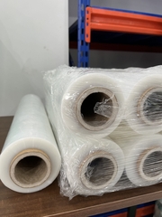 Màng co trong loại 3kg lõi 500g