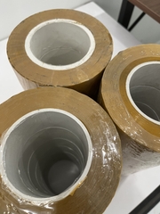 Băng dính đục (3kg) Lõi nhựa 3mm (6 cuộn/cây)