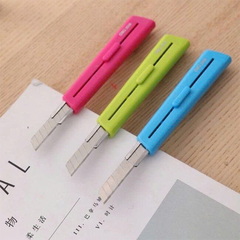 E2040_Dao rọc giấy_Màu xanh