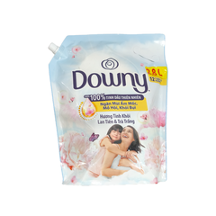Nước xả Downy túi 2.8LX4 tinh khôi