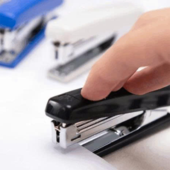 E0214_Bộ dập ghim_Màu lẫn