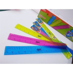 EH21_Thước dẻo_Màu lẫn