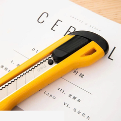 E2042_Dao rọc giấy_Màu vàng