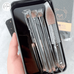 SET 5 CỌ TRANG ĐIỂM MOSCHINO P&S