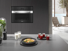 Lò vi sóng kết hợp nướng Miele M7244TC