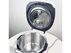 Nồi cơm điện cao tần áp suất kép Cuckoo CRP-FHTAS0610FW 1.08L