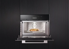 Lò vi sóng Miele M7240TC