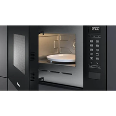 Lò vi sóng kết hợp nướng Miele M 2224 SC
