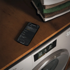 Máy sấy quần áo Miele TCL780WP