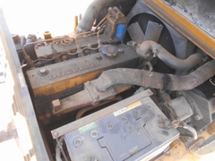 Xe nâng dầu 2.5 tấn KOMATSU FD25-10 số sàn gật gù - 221630