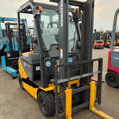 Xe nâng điện 1.5 tấn KOMATSU FB15-12 Hoạt Động Ít (Đời 2015)