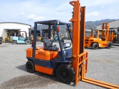 Xe nâng dầu 2.5 tấn TOYOTA 5FD25 Siêu Bền - Nâng Cao 4m (Giá Rẻ)