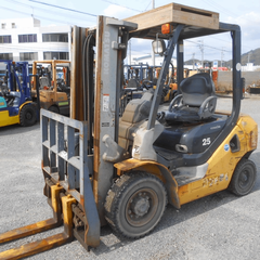 Xe nâng dầu 2.5 tấn KOMATSU FD25T-17 Đời 2012 (Gật Gù - Càng Dài 1.81m)