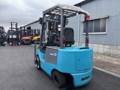 Xe nâng điện ngồi lái 2.5 tấn NICHIYU FB25PN-75-300 Đời 2014