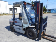 Xe nâng Nhật bãi 2.5 tấn KOMATSU FD25-11 số sàn gật gù - 349105
