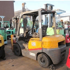 Xe nâng dầu 2.5 tấn TCM FD25T3 Đời 2007 (Động cơ TD27 Huyền Thoại)