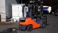 Xe nâng dầu 2.5 tấn TOYOTA 02-8FD25 Đời 2022 (Siêu Lướt - Gật Gù)