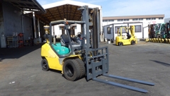 Xe nâng dầu cũ 3.5 tấn Komatsu FD35T-10 tháp 4m lốp đôi càng dài 1.81m dịch giá đời 2011 - 135393