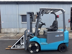 Xe nâng điện ngồi lái 2.5 tấn NICHIYU FB25PN-75-300 Đời 2014