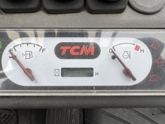 Xe nâng dầu cũ 2 tấn TCM FD20T3 đời 2005 số tự động - F120-00324